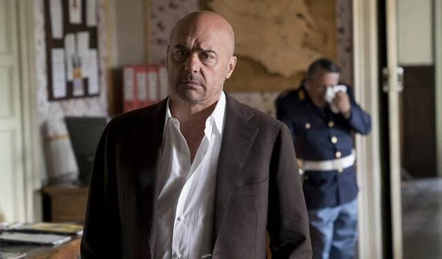 Komisař Montalbano - Deník z roku 1943 (S13E02) (2019) | Tvůrci | ČSFD.cz