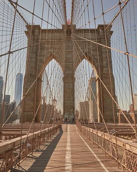 Brooklyn Bridge, Star of the City: Here’s a Tour - The New York Times