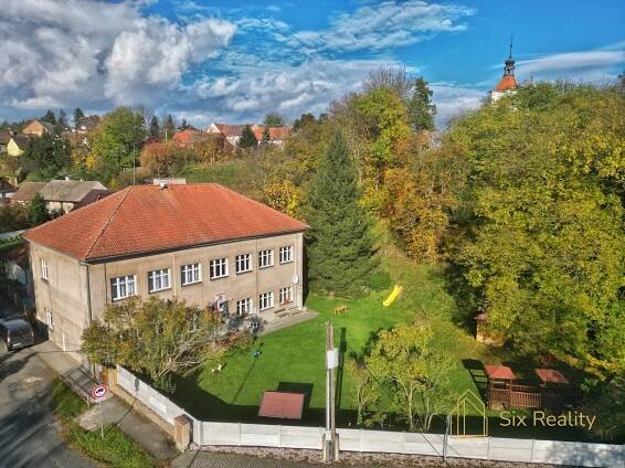 Prodej stavebního pozemku 1000 m², Panoší Újezd - Six Reality s.r.o