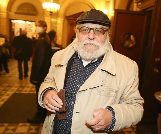 13. komnata Arnošta Goldflama: Deprese a úzkosti! Léčba u psychiatra
