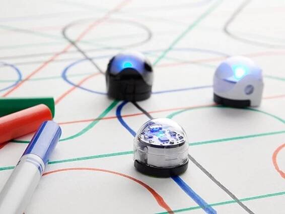 Robot Ozobot - ZŠ Junácká