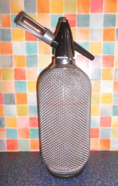 RETRO SIFONOVÁ LÁHEV