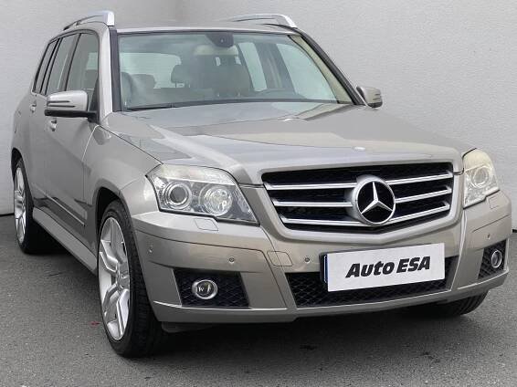Mercedes-Benz GLK, 2009 - pohled č. 1