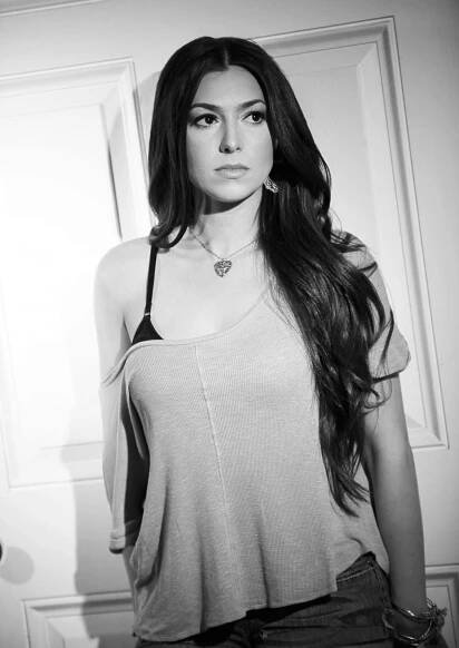 Jessica Lynn - Photos
