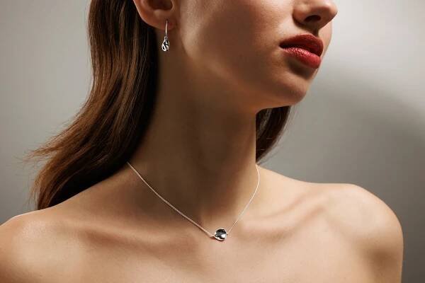 Rosa Tudor Hoops Small | MOOYYY - originální šperky