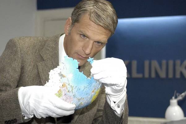Die Unlösbaren Fälle des Herrn Sand - Z filmu