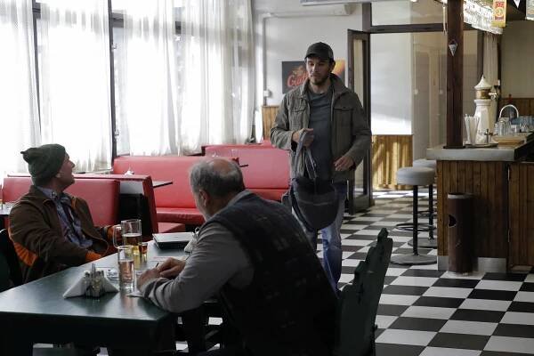 A Nagy Fehér Főnök - Episode 2 (E02) (2022)