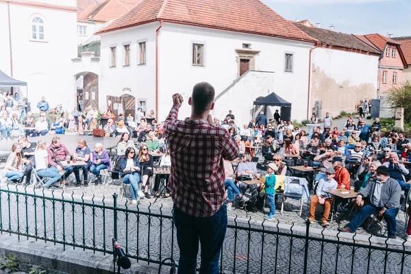 České Budějovice: Evropské hlavní město kultury 2028! Kul.turista Prácheňsko: Májový Piknik Přidejte se k nám na cestu za