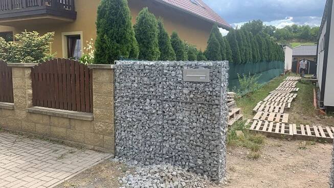 Gabiony v Žebráku – Gabiony na klíč