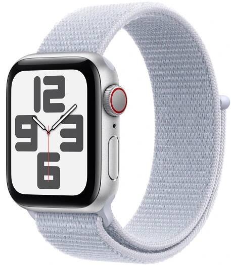 Apple Watch SE 2024 44 mm stříbrné s oblačně modrým provlékacím řemínkem od 5 138 Kč