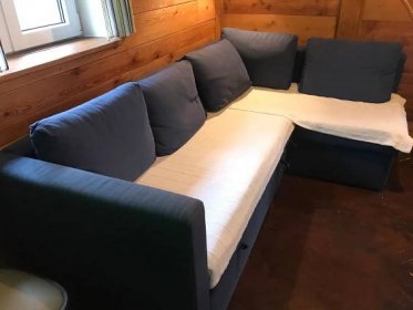 SEDAČKA ROZKLÁDACÍ  FAGELBO-IKEA - Obývací pokoj