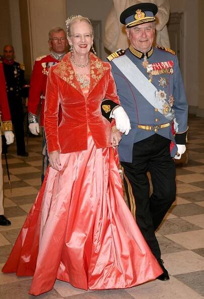 Galerie: Dánská královna Margrethe opouští trůn. Lidé milují její (ne)vkus | Elle.cz