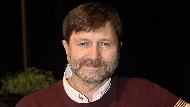 Jan Hrušínský škrtá jedno představení za druhým. Ostrá slova na adresu Číňanů i prezidenta!
