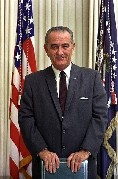 Lyndon B. Johnson - nástupce Kennedyho (2013) film