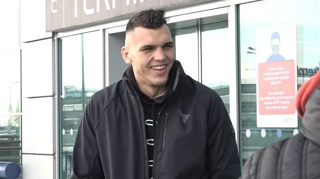 Ducár před bitvou v Londýně relaxuje i u šipek. Má skvělou formu, tvrdí trenér