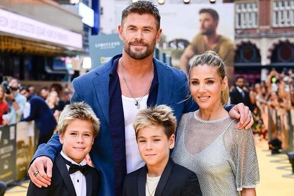 Chris Hemsworth's Twin Sons, 11, Get All Dressed Up as They Pose with Parents at Limitless: Live Better Now London Premiere