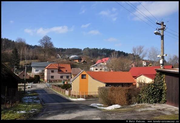 Vlachovice–Hradišťko – fotografie / hrady-zriceniny.cz