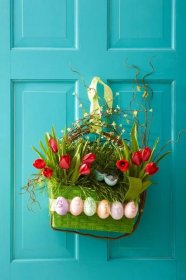 Tulips Eggs Easter Basket Door Decoration