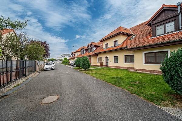 Prodej Byt 5+kk, Za Rybníkem, Jesenice, okres Praha-západ