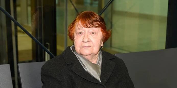 Její matka Antonie Zacpalová se netají tím, že má o dceru strach a z jejího partnera příliš nadšená není.
