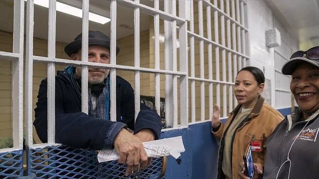 Selenis Leyva - Orange Is the New Black - Tucet - Z natáčení