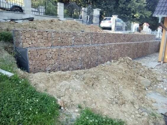 Gabionová opěrná zed Děčín