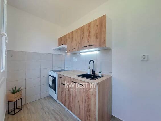 Pronájem bytu 1+1 25 m², Sídliště, Krupka