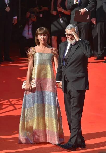 Andrea Bartošková: opravdová módní hvězda filmových Varů. Prohlédněte si její looky za poslední dvě dekády