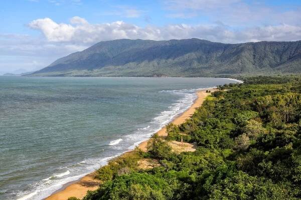 5 Day Cairns Itinerary: Great Barrier Reef & Beyond