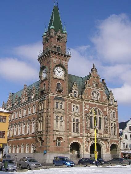 Radnice ve Frýdlantu – Wikipedie