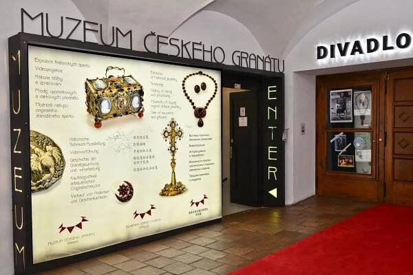Muzeum českého granátu Praha foto 1