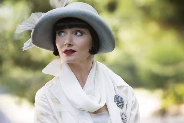 Vražedné záhady slečny Fisherové - Připravit, pozor, vražda - Z filmu - Essie Davis