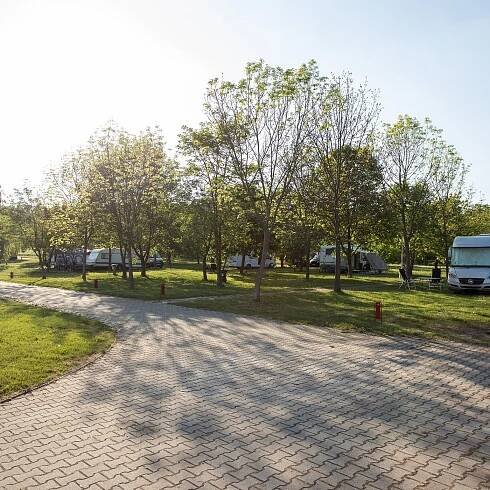 CAMP DZBAN - Prices & Campground Reviews (Prague, Czech Republic)