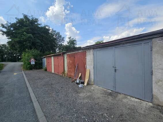 Prodej garáže 16 m², Brno - Komárov