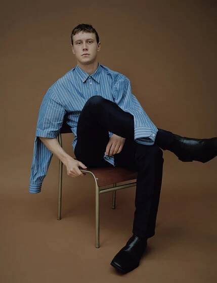 10 George MacKay Screen Shot .jpg