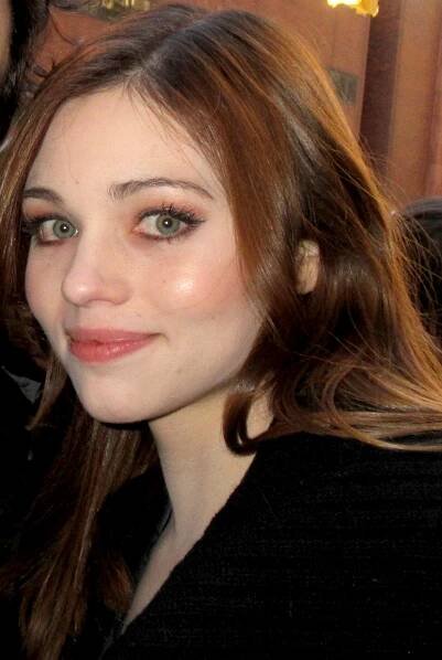 Soubor:India Eisley (2019 crop).jpg