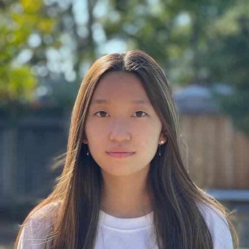Reina Hong
