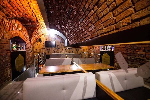 Level music club Hradec Králové | Apetee