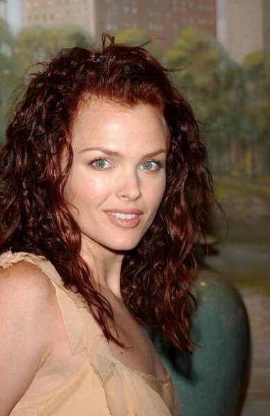 Dina Meyer fotka