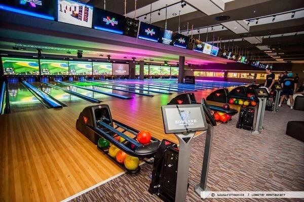 BOWLAND bowling center foto 2