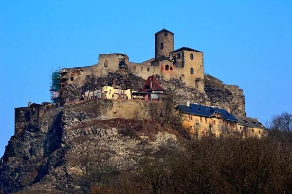 Hrad Střekov - Hrad