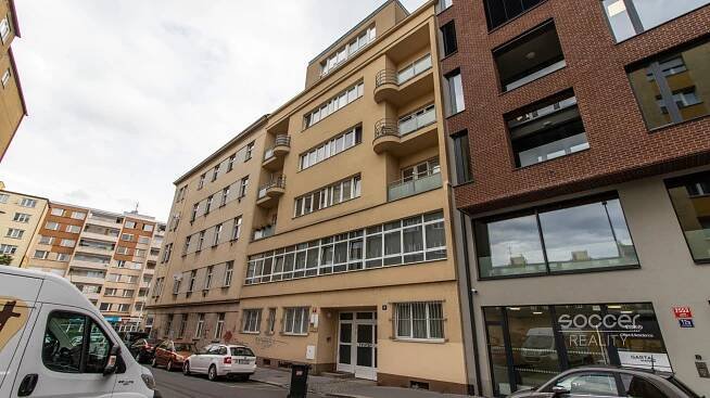 Pronájem nebytových prostor o výměře 204 m2 v