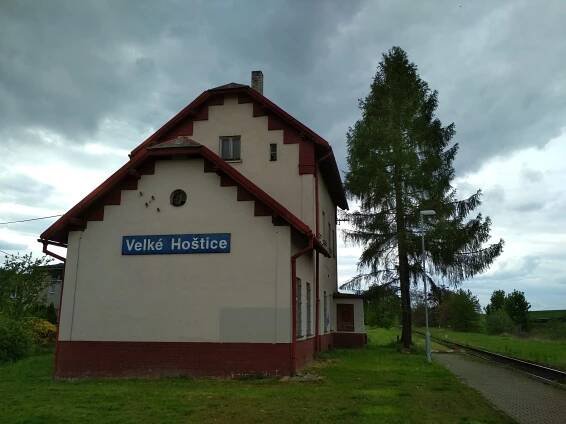 Zdjęcia • Velké Hoštice (Stacja kolejowa) • Mapy.com