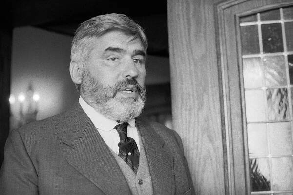 Třídní vztahy - Z filmu - Mario Adorf