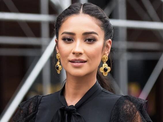 Shay Mitchell Opened Up About Her Miscarriage: It Was One of 'My Darkest Days'