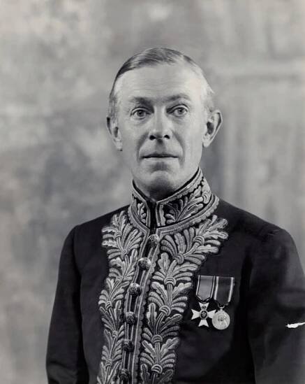 Archibald G. B. Russell - Wikipedia