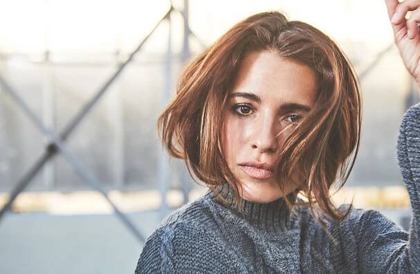 Melia Kreiling – CHRISTOS THEOLOGOU