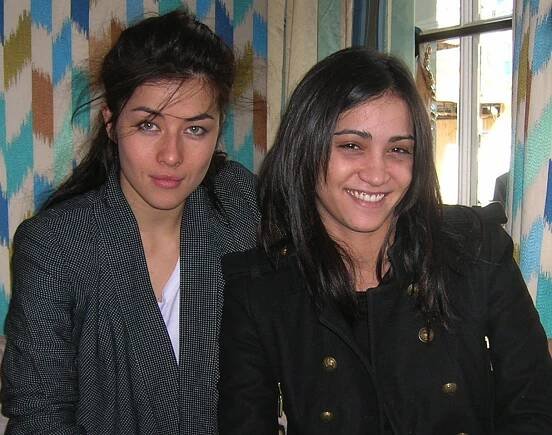 Soubor:Mylene Jampanoi and Morjana Alaoui.png