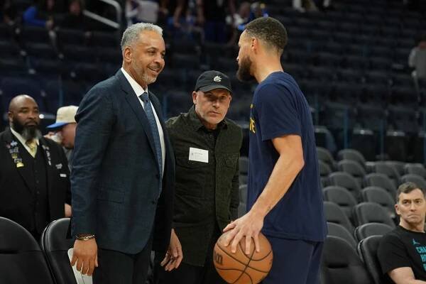 Amazon Adding Dell Curry to NBA Coverage Team