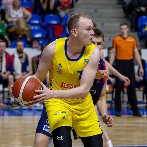 Basket jde doma bojovat o záchranu sezony, v pondělí čelí prvnímu mečbolu Opavy